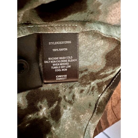 NWT Sanctuary New Day Printed Shirt - Large - Picture 7 of 9